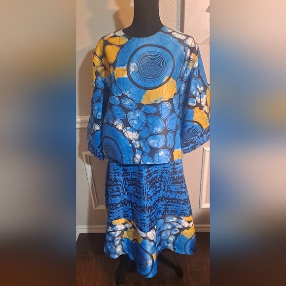 La Rose 2-piece Studded Skirt Set || See measurements - Picture 11 of 14